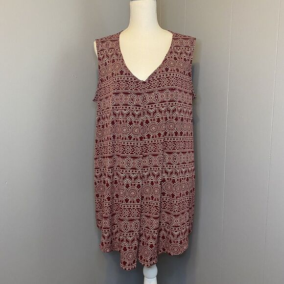 Rafaella Red Geo Print Sleeveless Blouse - Picture 2 of 9